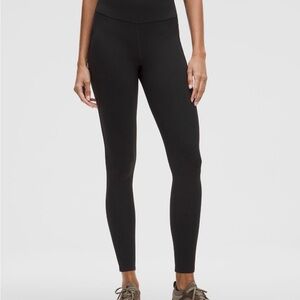 Fast and Free High-Rise Tight 28” Size 8